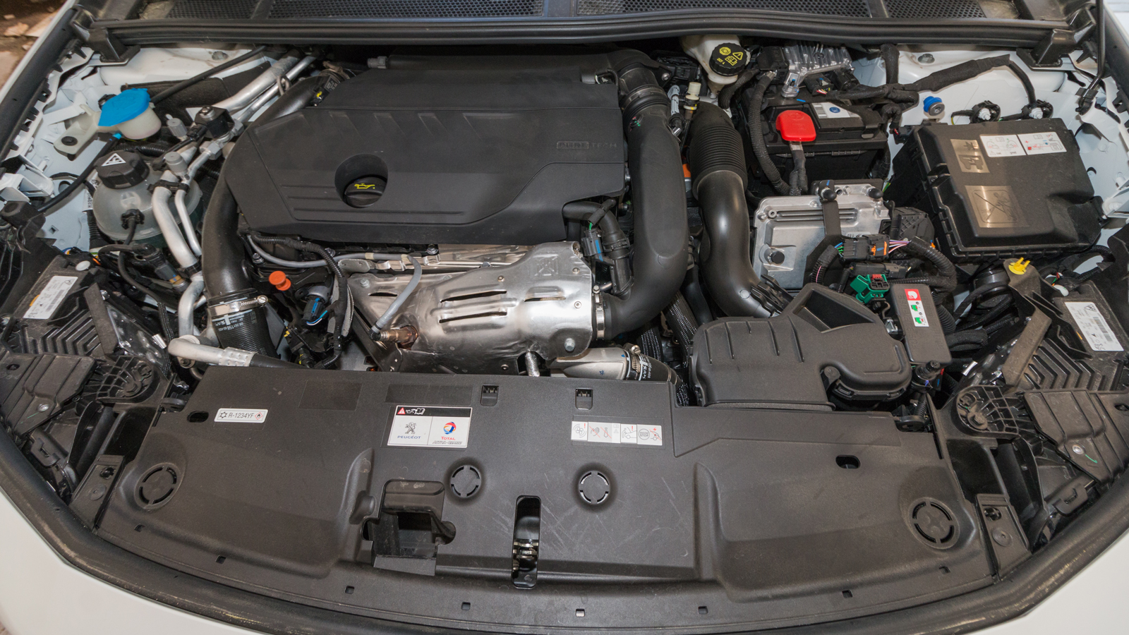 Peugeot 308: Βενζίνη, Diesel, Plug-In ή ηλεκτρικό;